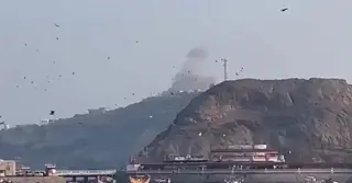 ইয়েমেনে প্রেসিডেন্ট প্রাসাদে ক্ষেপণাস্ত্র হামলা, অক্ষত প্রধানমন্ত্রী